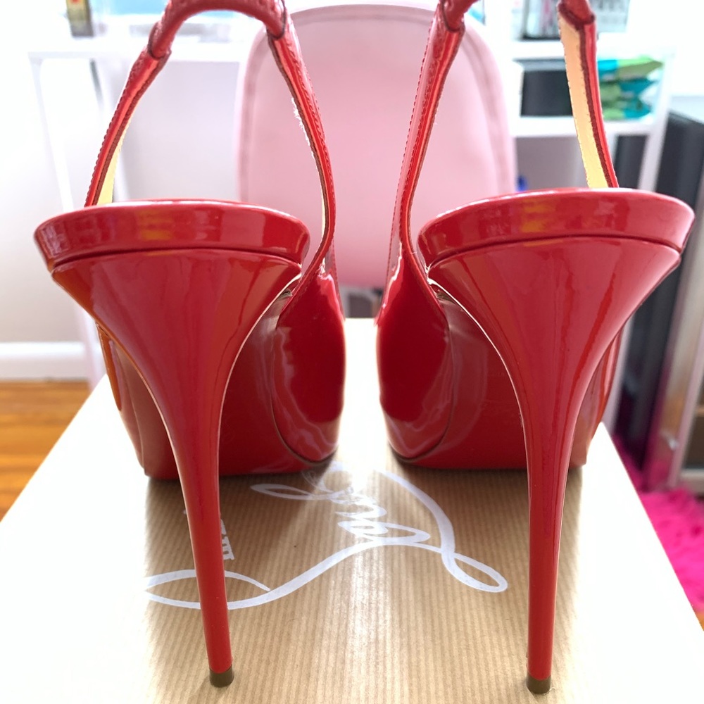 ❌SOLD ❌  Christian Louboutin sling back heels. - Picture 2 of 13